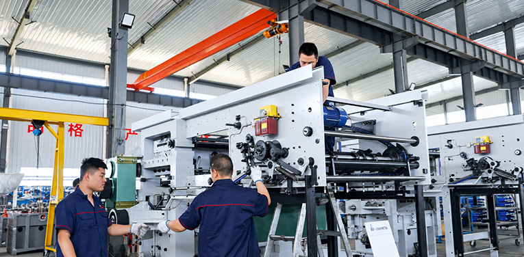 Packaging machinery inspection before shipment